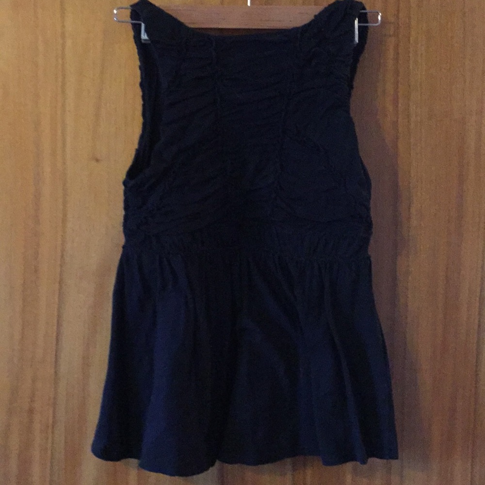 Black Ric Rac sleeveless top - Picture 2 of 2
